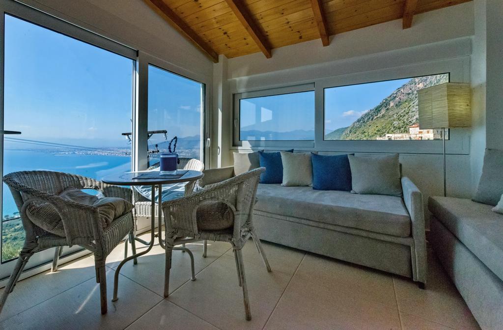 Kalamata Suites By 'Elite' Exterior photo